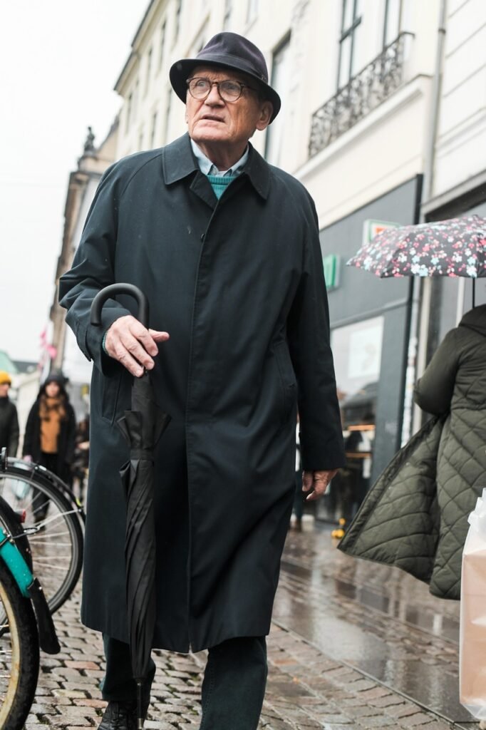 man, elderly, coat, fashion, dabber, rain, hat, nature, umbrella, outdoors